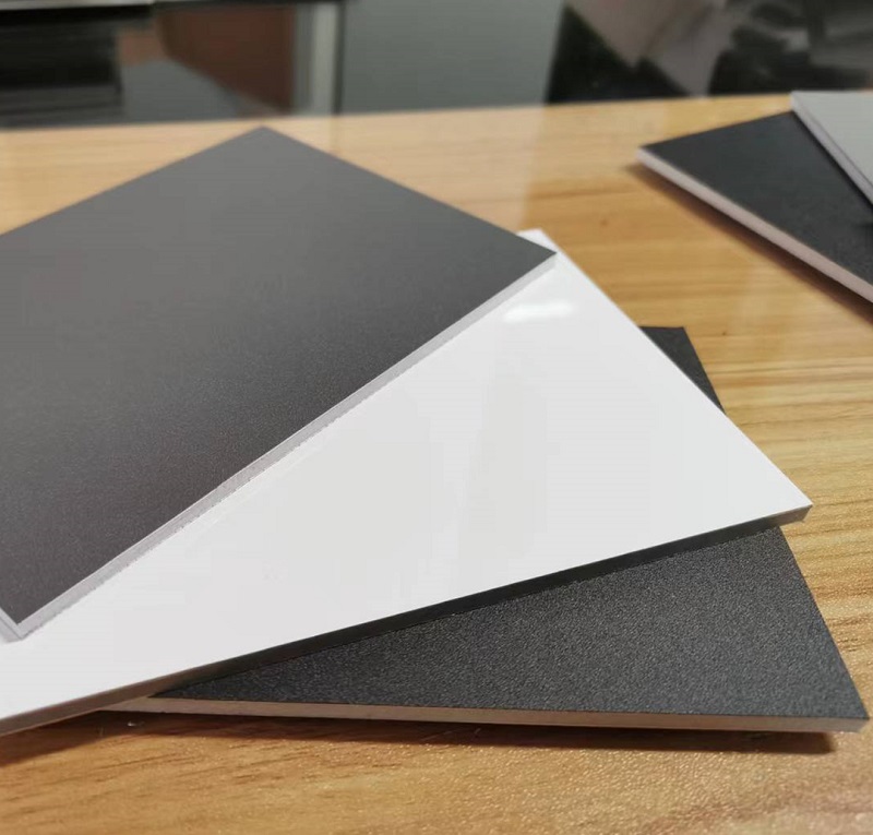 鋼塑復(fù)合板